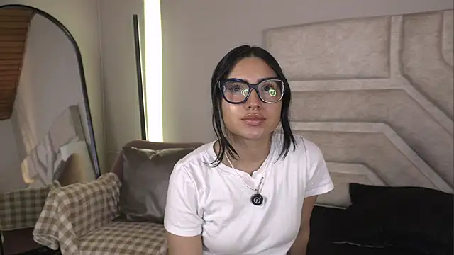 cherry bunnyx online show from 8, 8, 2026