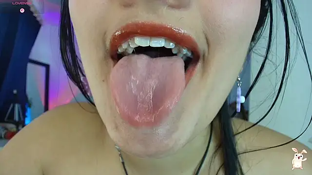 Hinata 21  online show from 9, 1, 2026