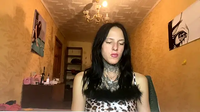 Snapshot of NamBraun chatting on 19, 10, 2025 NamBraun online show from 19, 10, 2025