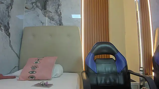 Snapshot of SAMANTHABENET chatting on 4, 3, 2026 SAMANTHABENET online show from 4, 3, 2026