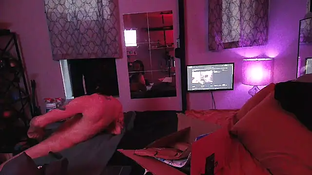 Snapshot of hungbot chatting on 25, 10, 2025 hungbot online show from 25, 10, 2025