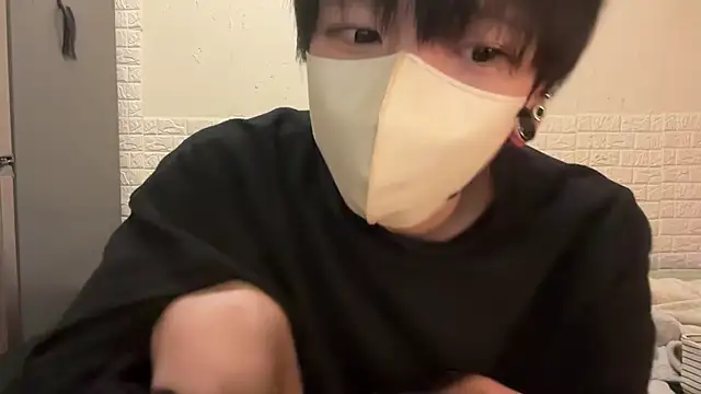 Snapshot of tora3220 chatting on 19, 11, 2025 tora3220 online show from 19, 11, 2025