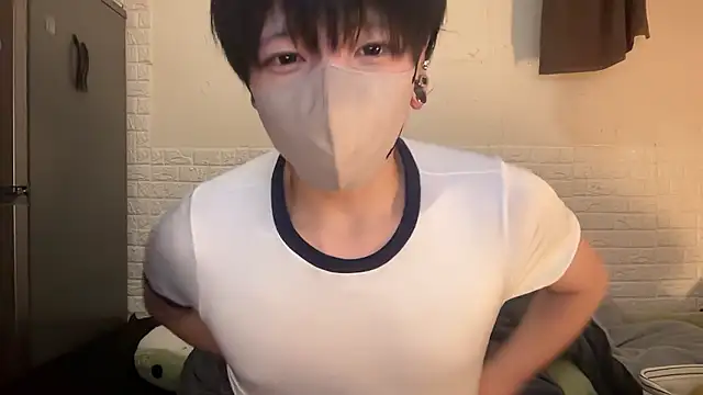 Snapshot of tora3220 chatting on 20, 11, 2025 tora3220 online show from 20, 11, 2025