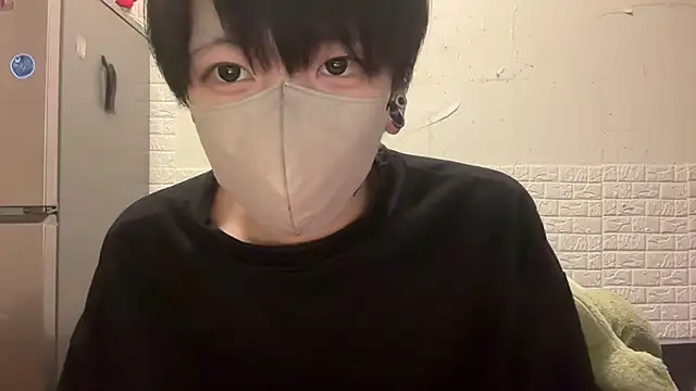 Snapshot of tora3220 chatting on 22, 11, 2025 tora3220 online show from 22, 11, 2025