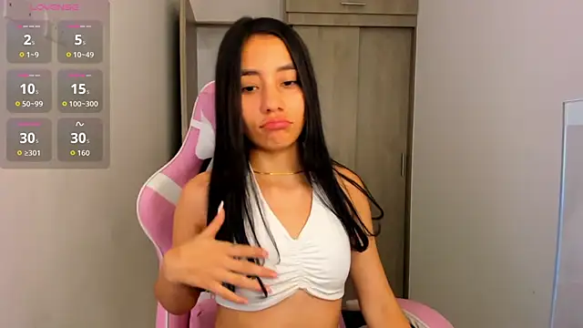 Snapshot of ISABELFORYOU1 chatting on 18, 12, 2025 ISABELFORYOU1 online show from 18, 12, 2025