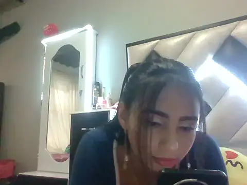 NileveSantanna online show from 30, 9, 2025