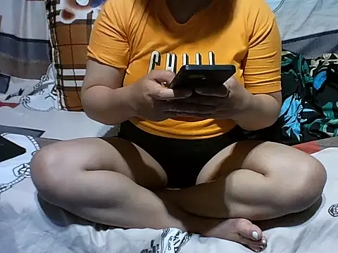 Snapshot of Ella_marie14 chatting on 9, 1, 2026 Ella marie14 online show from 9, 1, 2026