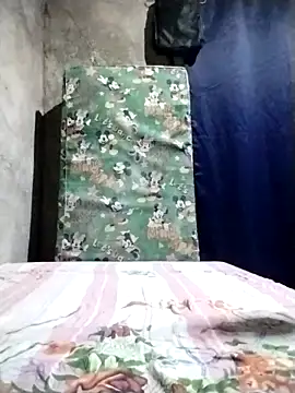 Snapshot of Ella_marie14 chatting on 3, 3, 2026 Ella marie14 online show from 3, 3, 2026