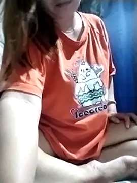 Snapshot of Ella_marie14 chatting on 4, 3, 2026 Ella marie14 online show from 4, 3, 2026