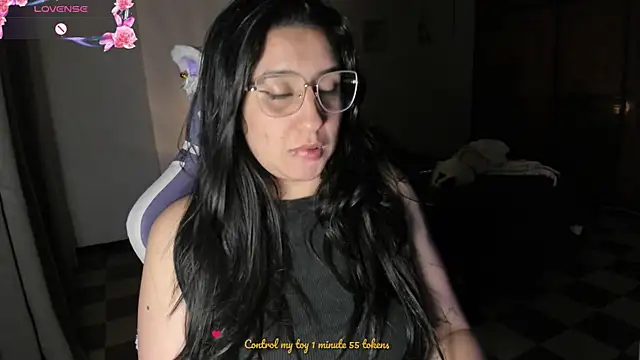 Snapshot of tellmemaddie chatting on 14, 7, 2026 tellmemaddie online show from 14, 7, 2026