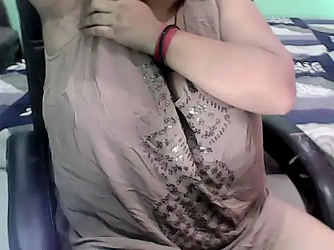 BABITA KUMARII online show from 28, 7, 2026