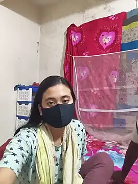 Snapshot of Love_Queen11 chatting on 6, 11, 2025 Love Queen11 online show from 6, 11, 2025