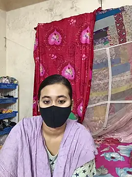 Snapshot of Love_Queen11 chatting on 10, 11, 2025 Love Queen11 online show from 10, 11, 2025