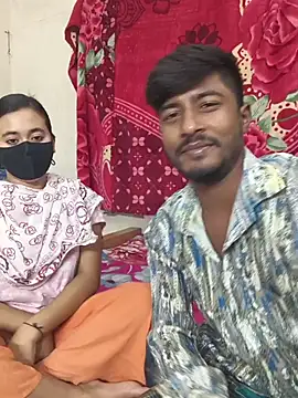 Snapshot of Love_Queen11 chatting on 14, 11, 2025 Love Queen11 online show from 14, 11, 2025