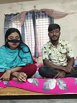 Snapshot of Love_Queen11 chatting on 14, 1, 2026 Love Queen11 online show from 14, 1, 2026