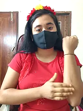 Snapshot of Love_Queen11 chatting on 7, 4, 2026 Love Queen11 online show from 7, 4, 2026