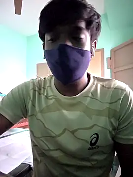 Snapshot of handsome_blg_tam chatting on 23, 11, 2025 handsome blg tam online show from 23, 11, 2025