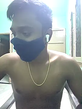 Snapshot of handsome_blg_tam chatting on 28, 11, 2025 handsome blg tam online show from 28, 11, 2025