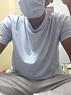 Snapshot of handsome_blg_tam chatting on 3, 2, 2026 handsome blg tam online show from 3, 2, 2026