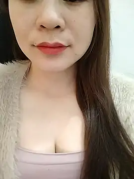 Girl Shy2000 online show from 18, 12, 2025