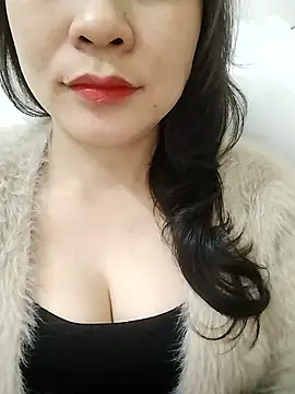 Girl Shy2000 online show from 11, 1, 2026