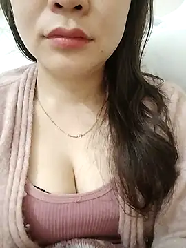 Girl Shy2000 online show from 21, 2, 2026