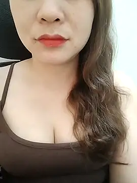 Girl Shy2000 online show from 2, 5, 2026