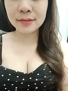 Girl Shy2000 online show from 5, 5, 2026