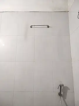 Snapshot of Ilhaamgrey chatting on 4, 10, 2025 Ilhaamgrey online show from 4, 10, 2025