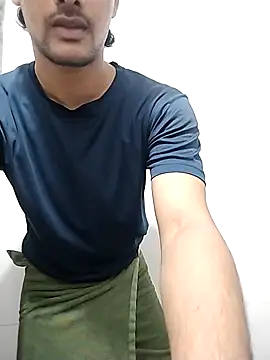 Snapshot of Ilhaamgrey chatting on 23, 11, 2025 Ilhaamgrey online show from 23, 11, 2025