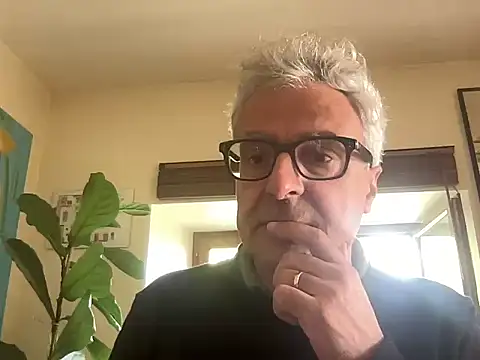 Snapshot of chtentation chatting on 15, 3, 2026 chtentation online show from 15, 3, 2026