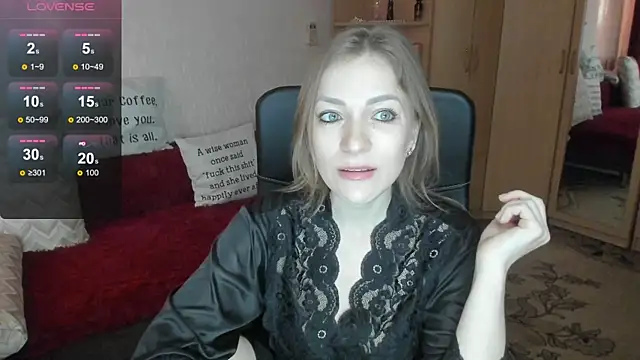 Snapshot of Tiffany_Bates chatting on 14, 5, 2026 Tiffany Bates online show from 14, 5, 2026