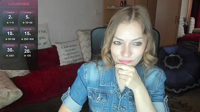 Snapshot of Tiffany_Bates chatting on 26, 6, 2026 Tiffany Bates online show from 26, 6, 2026