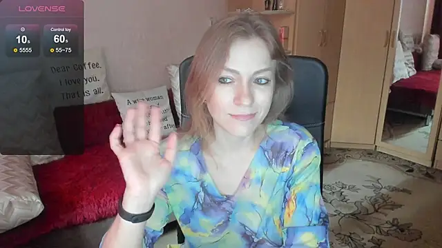Snapshot of Tiffany_Bates chatting on 11, 7, 2026 Tiffany Bates online show from 11, 7, 2026