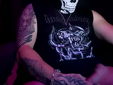 Snapshot of Sinner___ chatting on 4, 11, 2025 Sinner online show from 4, 11, 2025