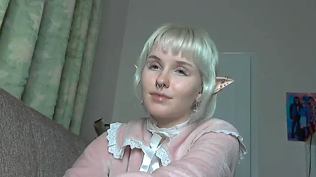 Paradoxy  online show from 14, 12, 2025