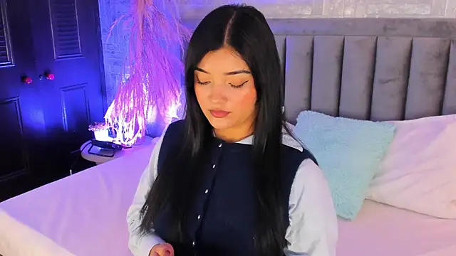 EmmaBlossom online show from 12, 11, 2025