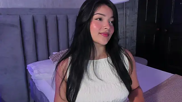EmmaBlossom online show from 25, 6, 2026