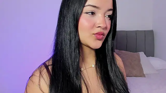 EmmaBlossom online show from 23, 7, 2026
