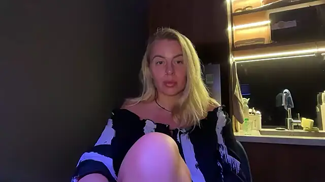 Miravynn online show from 25, 2, 2026