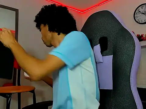 Snapshot of xion_ez chatting on 15, 10, 2025 xion ez online show from 15, 10, 2025