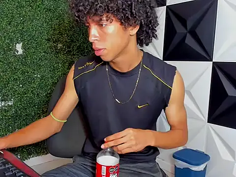 Snapshot of xion_ez chatting on 20, 10, 2025 xion ez online show from 20, 10, 2025