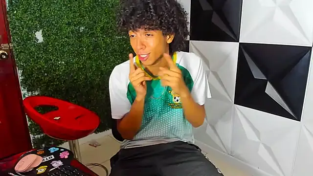 Snapshot of xion_ez chatting on 22, 10, 2025 xion ez online show from 22, 10, 2025