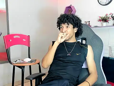 Snapshot of xion_ez chatting on 3, 11, 2025 xion ez online show from 3, 11, 2025