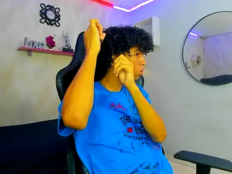 Snapshot of xion_ez chatting on 16, 11, 2025 xion ez online show from 16, 11, 2025