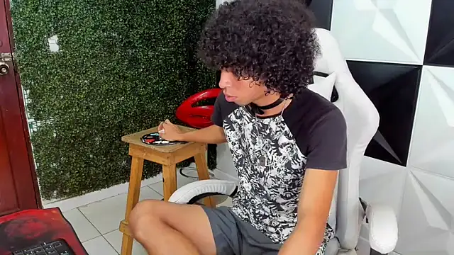 Snapshot of xion_ez chatting on 23, 11, 2025 xion ez online show from 23, 11, 2025