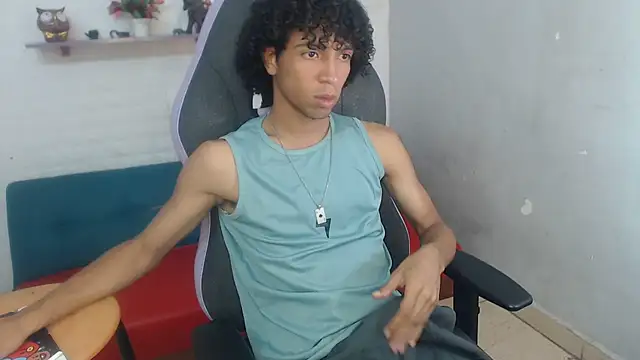 Snapshot of xion_ez chatting on 24, 11, 2025 xion ez online show from 24, 11, 2025