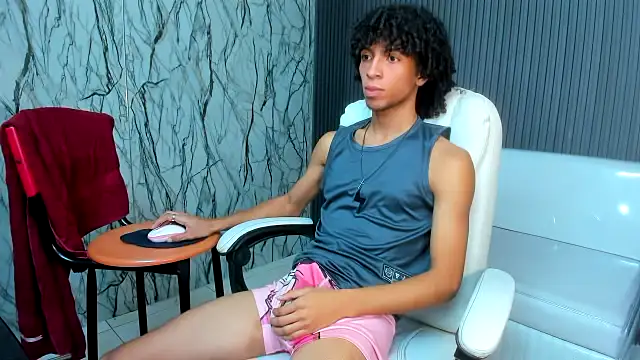 Snapshot of xion_ez chatting on 5, 2, 2026 xion ez online show from 5, 2, 2026