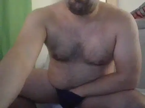 Snapshot of CristalDad chatting on 25, 10, 2025 CristalDad online show from 25, 10, 2025