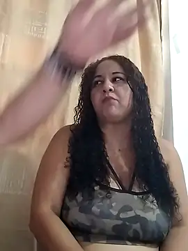 Snapshot of MEYBELLATINA chatting on 29, 10, 2025 MEYBELLATINA online show from 29, 10, 2025